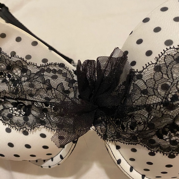 VS dream angels perfect coverage bra - Picture 2 of 5